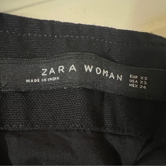 ZARA Woman Embroidered Pleated Hem Mini Skirt Size XS - Picture 4 of 5